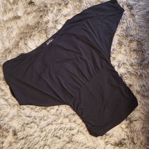 Asymmetrical off shoulder shirt